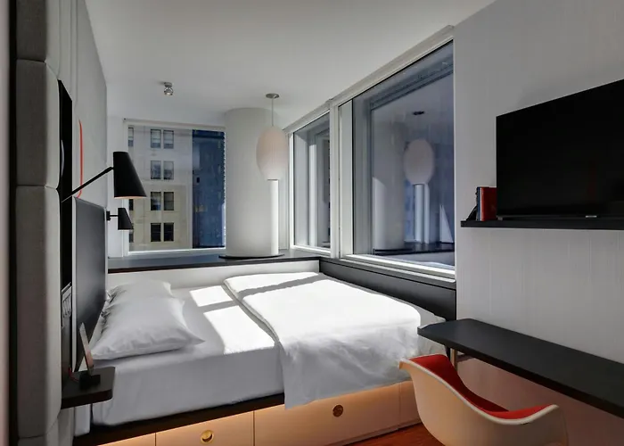 Citizenm Downtown Hotel 4*