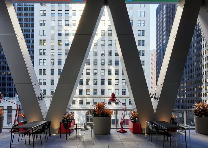 Citizenm Downtown 4*